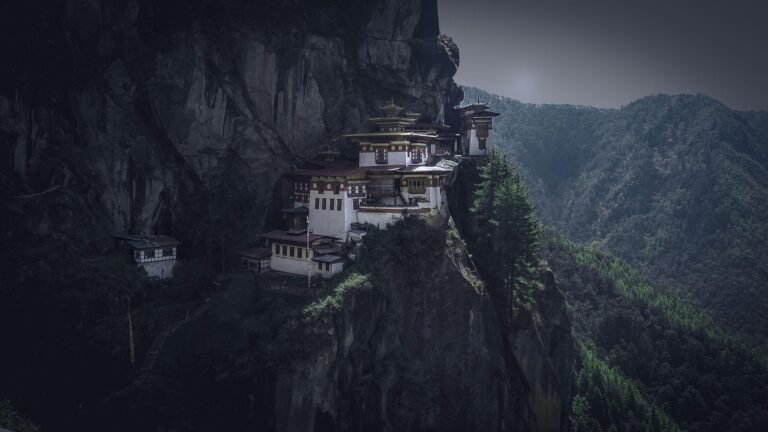 Top 5 Must-Do Activities and Sights in Bhutan